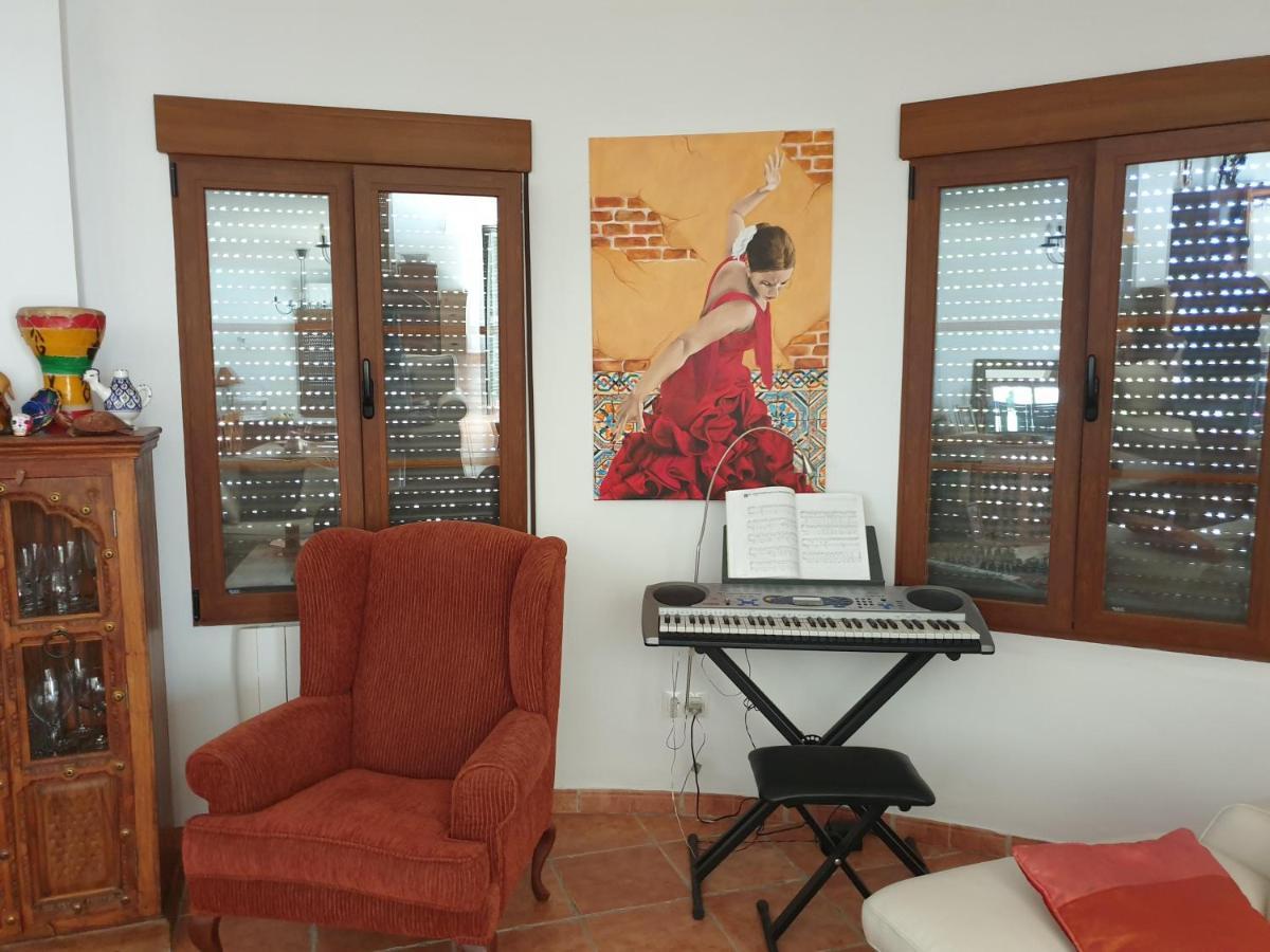 Los Romanes Premium Bed & Breakfast Casa Alegria Andaluza المظهر الخارجي الصورة