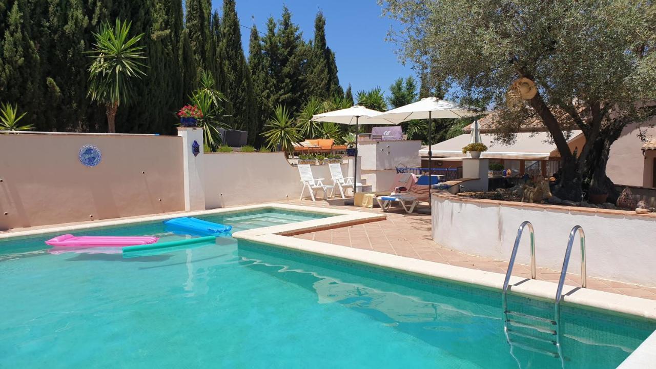 Los Romanes Premium Bed & Breakfast Casa Alegria Andaluza المظهر الخارجي الصورة